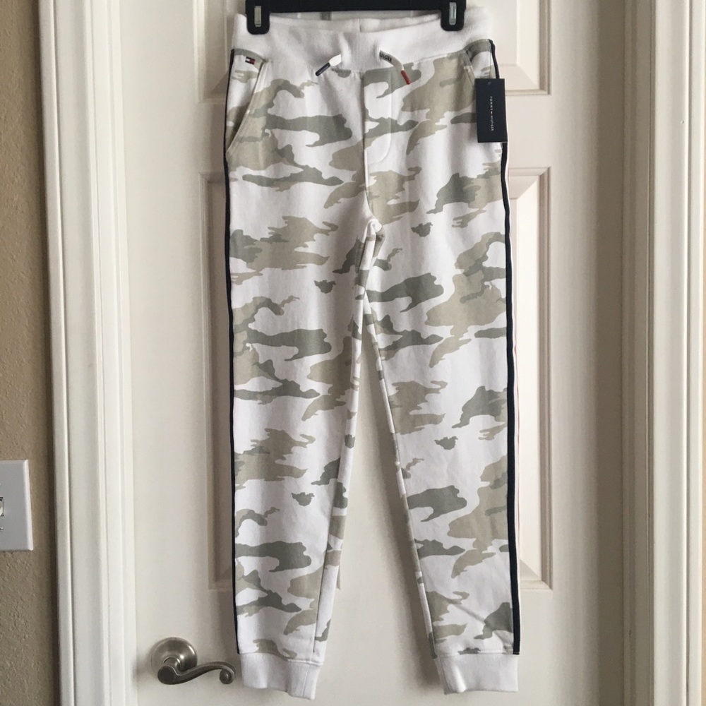 NWT Tommy Hilfiger Joggers